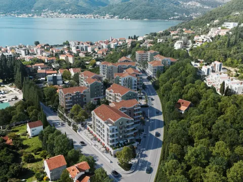 Sale, office space, 17m², Tivat, Crna Gora - image 1