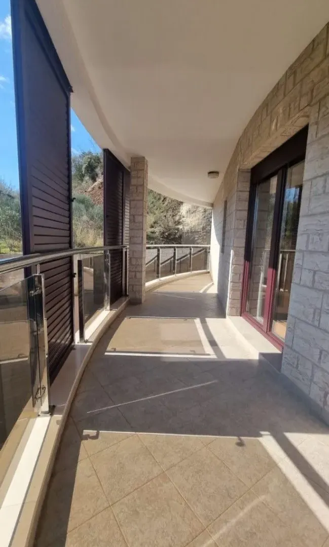 Sale, two bedroom apartment, 130m², Bečići, Budva