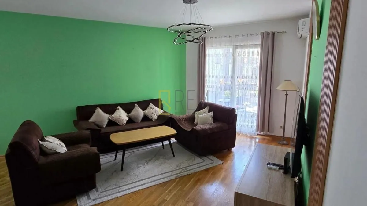 Prodaja, dvosoban stan, 73m², Ljubović, Podgorica