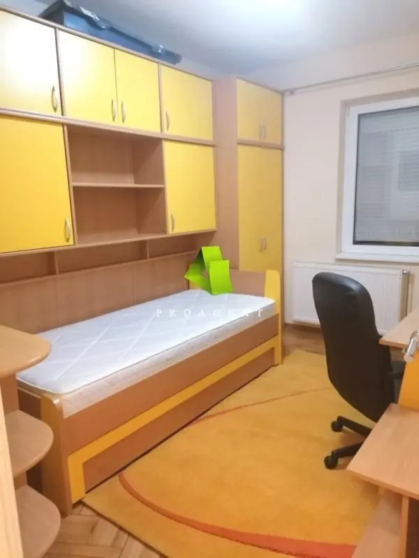 Rent, three bedroom apartment, 81m², Palilula, Niš