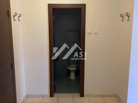 Izdavanje, trosoban stan, 85m², Detelinara, Novi Sad Sve Podlokacije - image 7