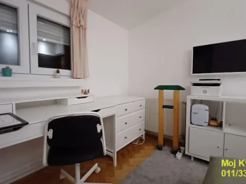 Sale, four bedroom apartment, 110m², Filmski Grad, Beograd - image 10