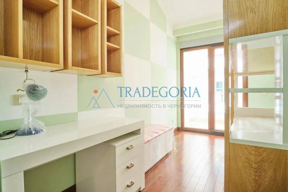Prodaja, trosoban stan, 350m², Rafailovići, Budva