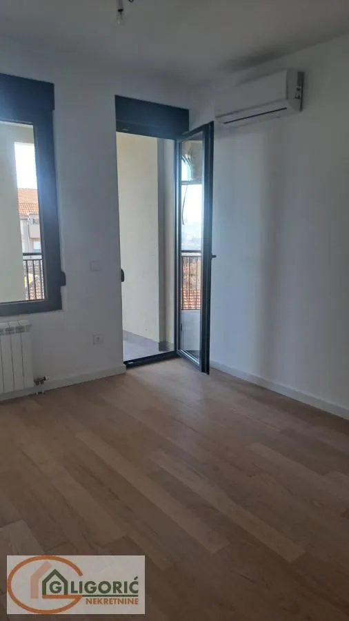 Prodaja, dvosoban stan, 61m², Cvetkova Pijaca, Zvezdara Sve Podlokacije