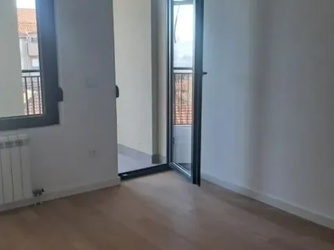 Prodaja, dvosoban stan, 61m², Cvetkova Pijaca, Zvezdara Sve Podlokacije - image 1