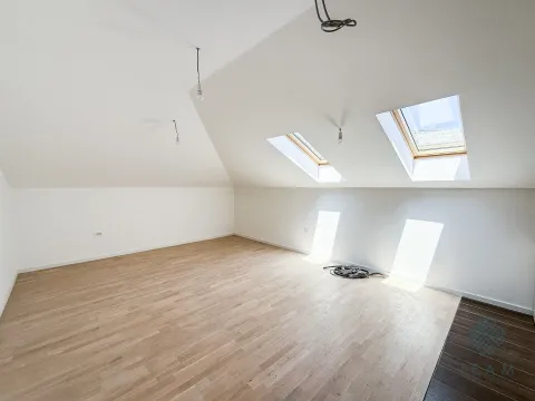 Prodaja, jednosoban stan, 50m², Tološi, Podgorica - image 3