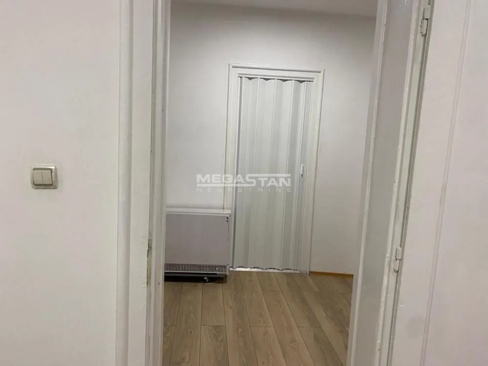 Izdavanje, trosoban stan, 80m², Vukov Spomenik, Zvezdara Sve Podlokacije