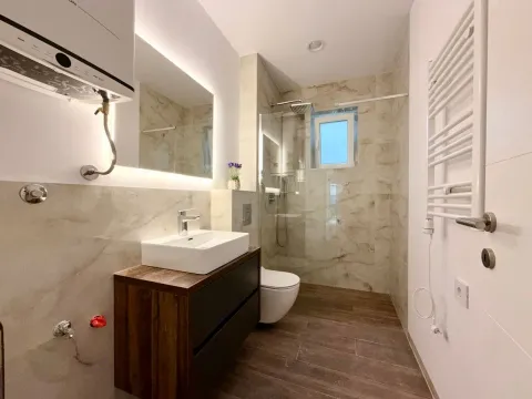Sale, two bedroom apartment, 45m², Savski Venac, Beograd - image 7