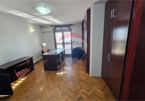 Izdavanje, kuća, 280m², Gorica C, Podgorica - image 8