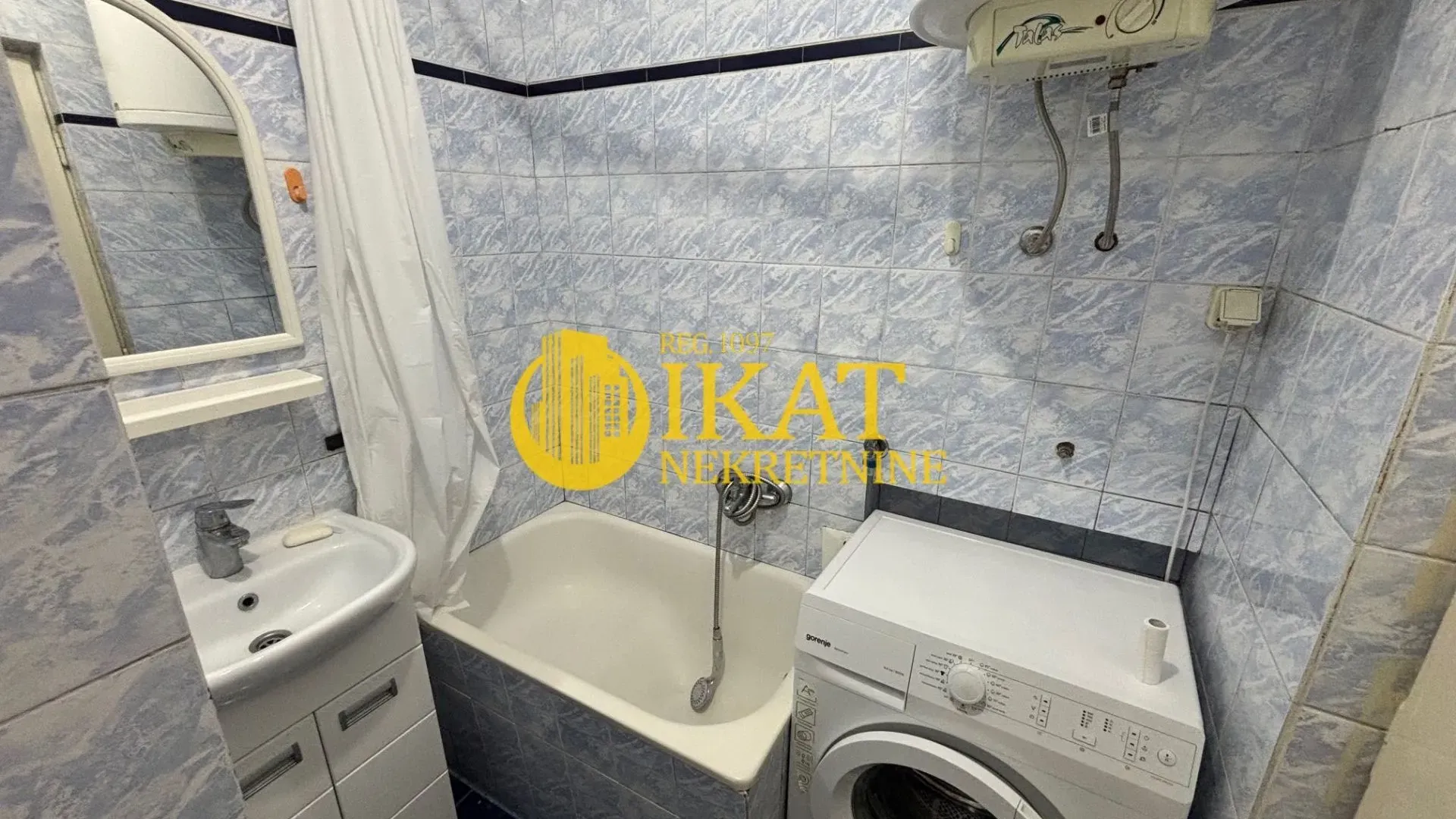 Prodaja, jednosoban stan, 22m², Đeram Pijaca, Beograd