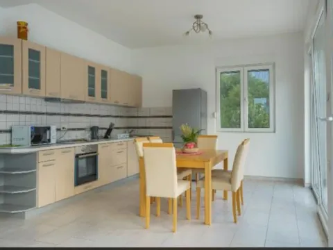 Prodaja, kuća, 358m², Kostanjica, Kotor - image 6