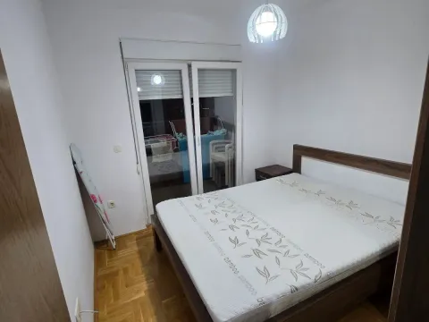 Rent, one bedroom apartment, 45m², Dubovica, Budva - image 7