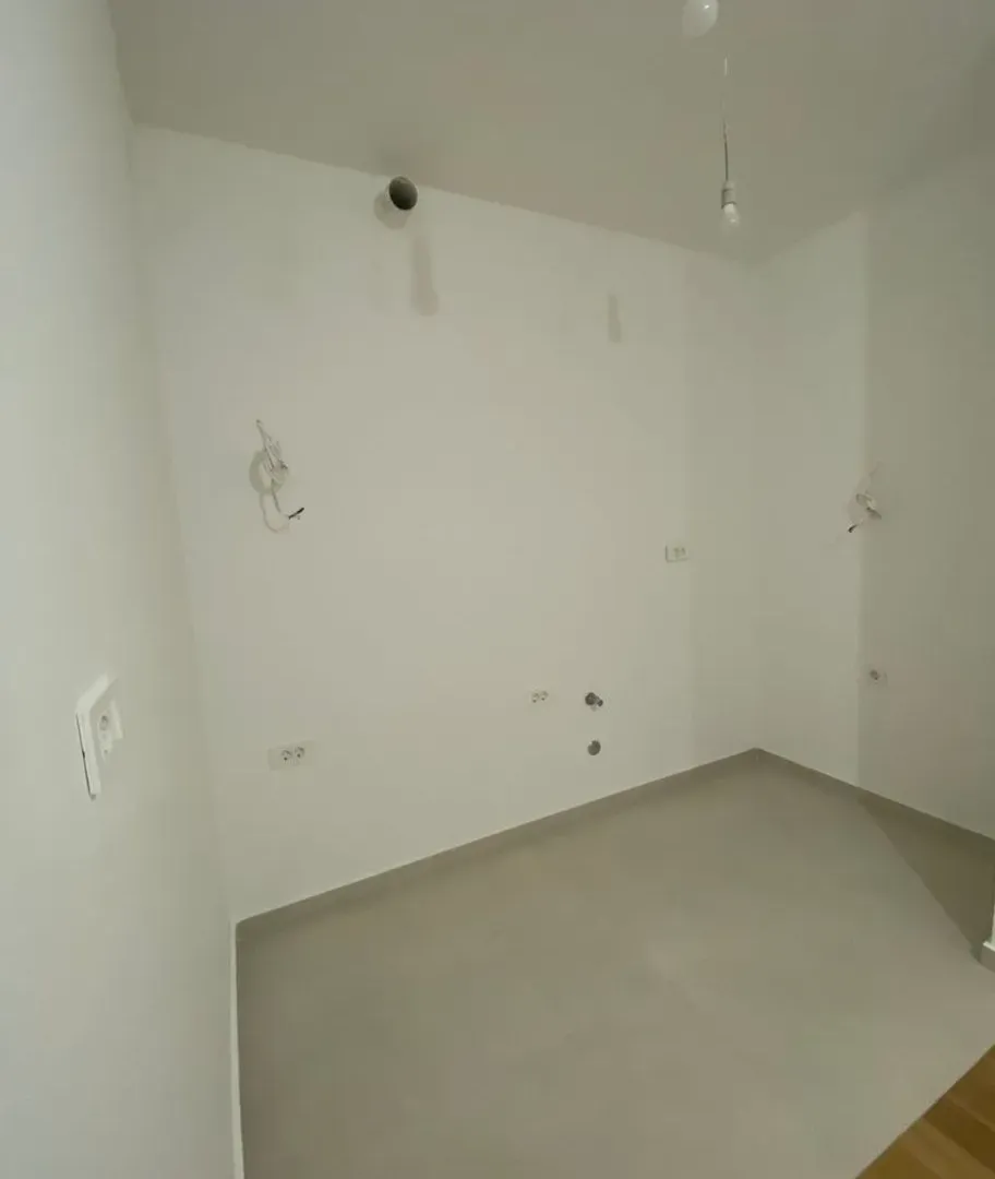 Izdavanje, jednosoban stan, 45m², City Kvart, Podgorica