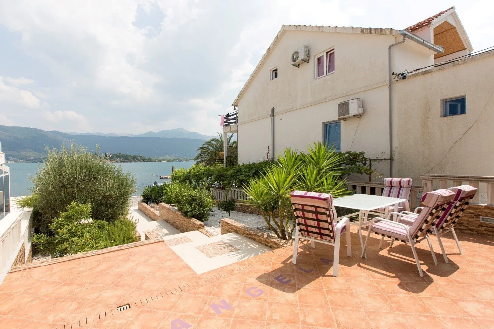 Sale, house, 190m², Kotor, Crna Gora