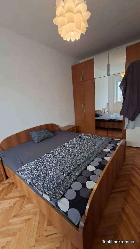Izdavanje, dvosoban stan, 70m², Stari Grad, Beograd