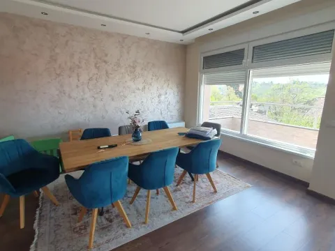 Prodaja, kuća, 460m², Sremska Kamenica, Petrovaradin - image 2