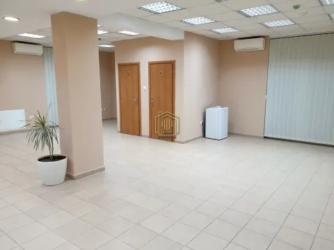 Izdavanje, poslovni prostor, 86m², Gornja Gorica, Podgorica - image 5