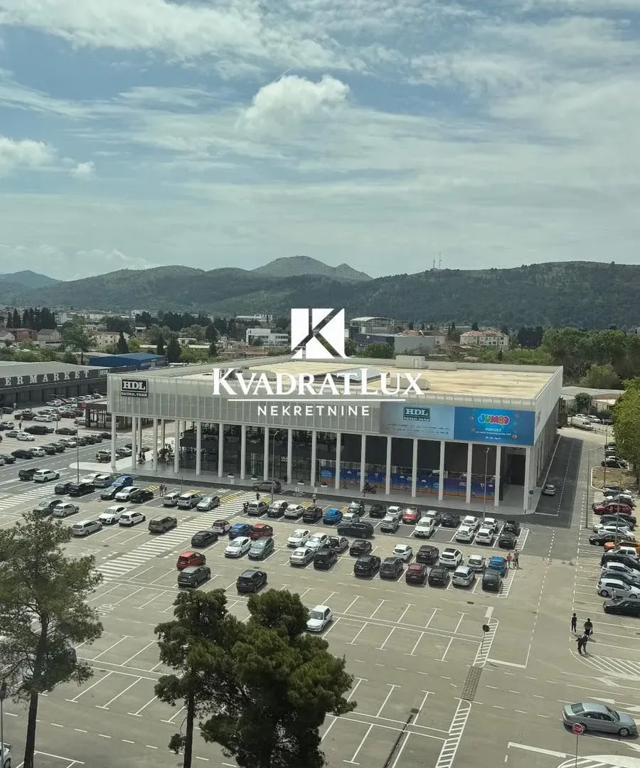 Sale, two bedroom apartment, 70m², Centar, Bar