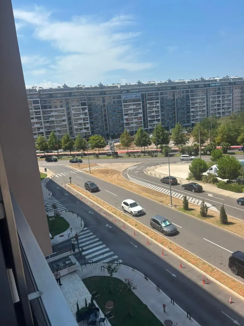 Izdavanje, dvosoban stan, 70m², Central Point, Podgorica
