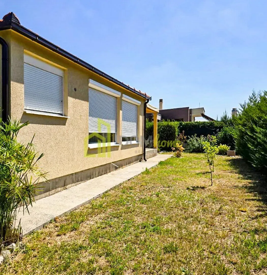 Rent, house, 194m², Tološi, Podgorica