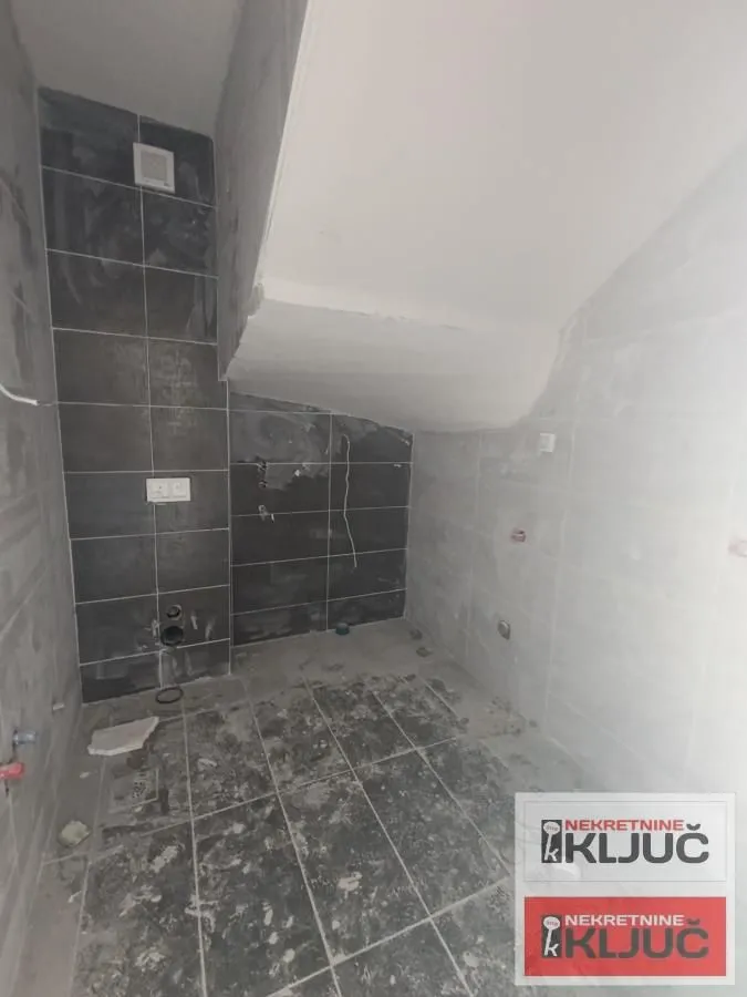Prodaja, garsonjera, 25m², Adice, Novi Sad Sve Podlokacije
