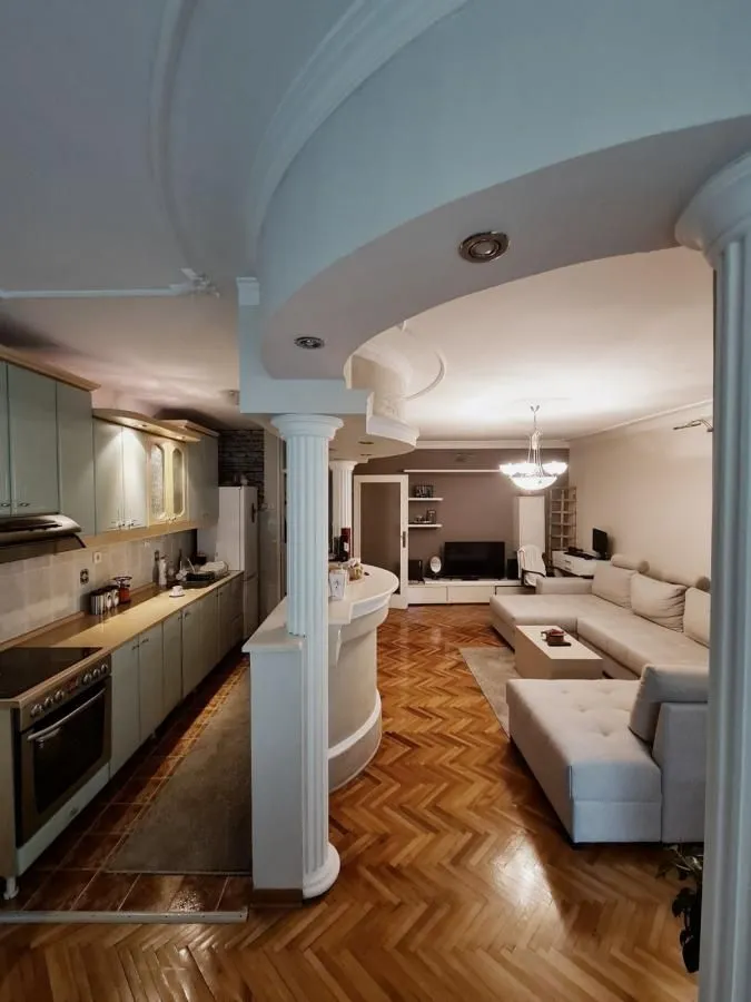 Sale, three bedroom apartment, 79m², Bulevar, Niš