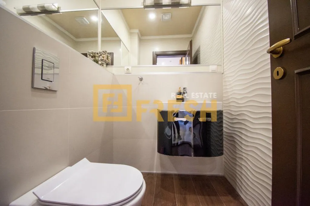 Prodaja, kuća, 371m², Tivat, Crna Gora