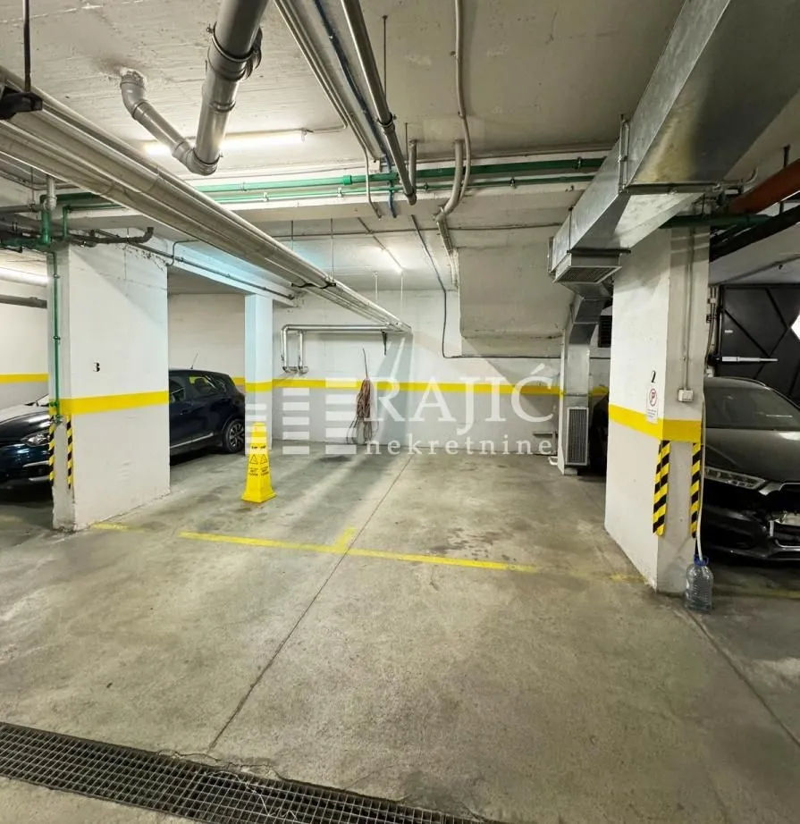 Rent, three bedroom apartment, 84m², Zeleni Venac, Beograd