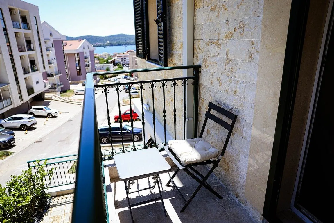 Prodaja, dvosoban stan, 59m², Kava, Tivat