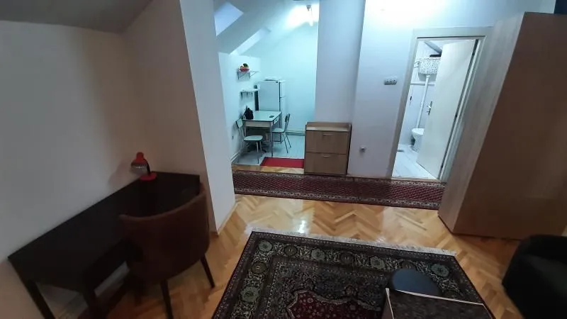 Izdavanje, jednosoban stan, 34m², Sajmište, Novi Sad