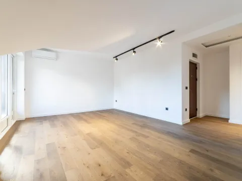 Prodaja, dvosoban stan, 66m², Centar, Tivat - image 4