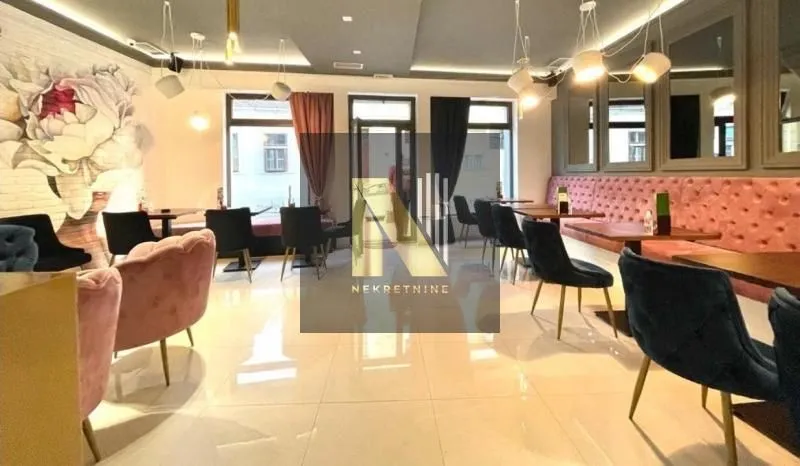 Sale, office space, 205m², Sremski Karlovci, Novi Sad