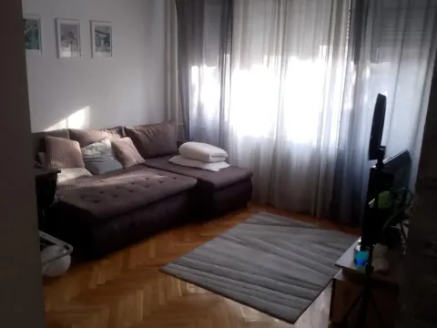 Stan in Južni Bulevar
