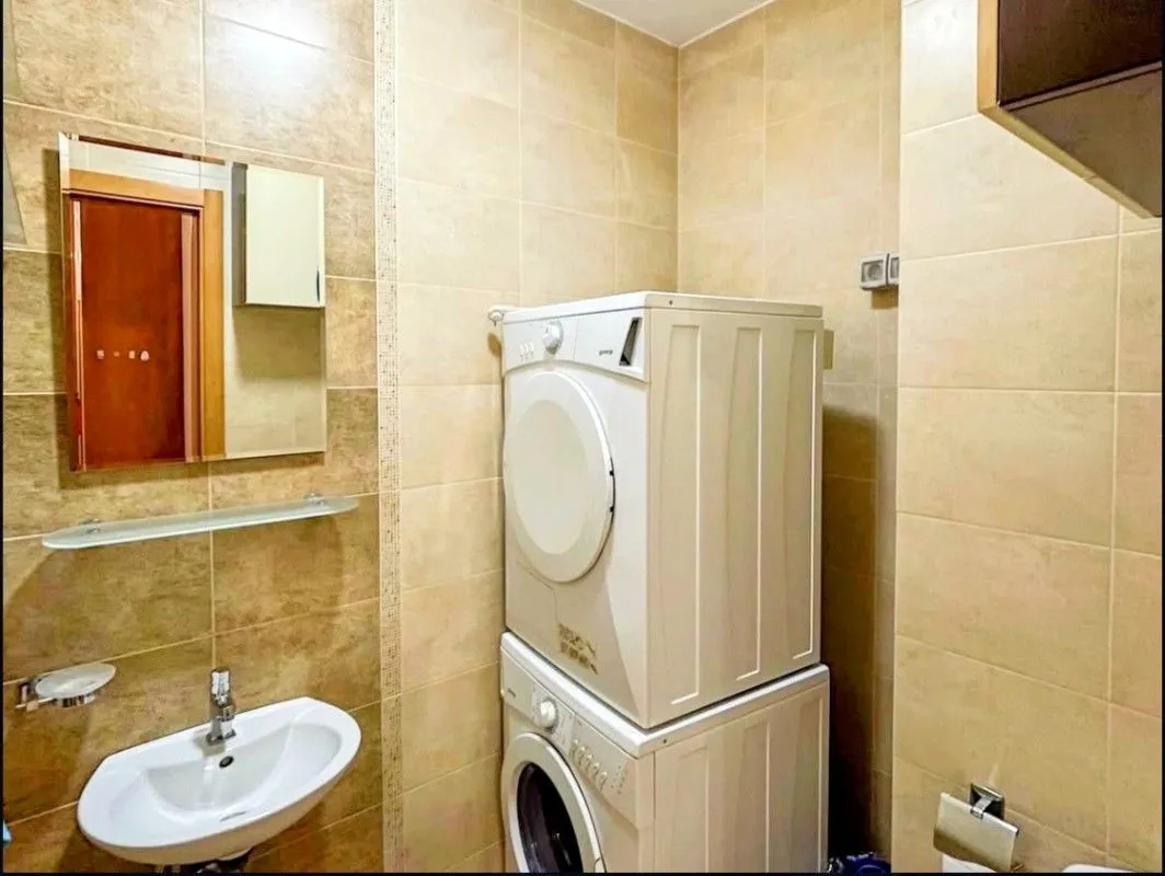Prodaja, trosoban stan, 105m², Stari Aerodrom, Podgorica