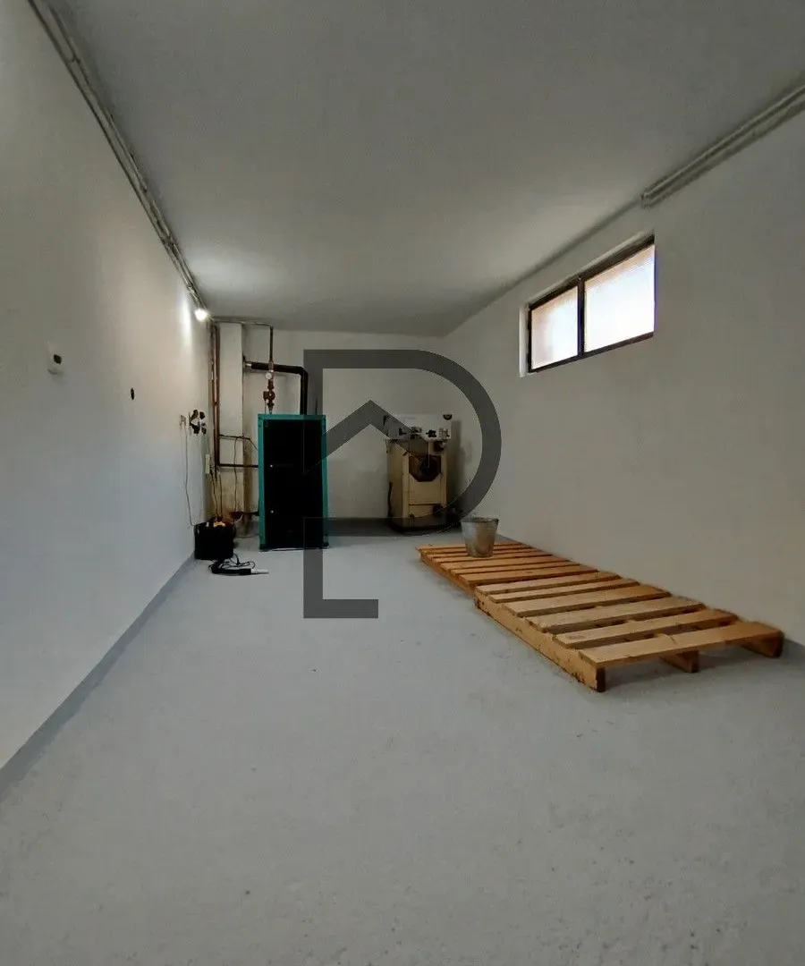 Rent, apartment, 330m², Tološi, Podgorica