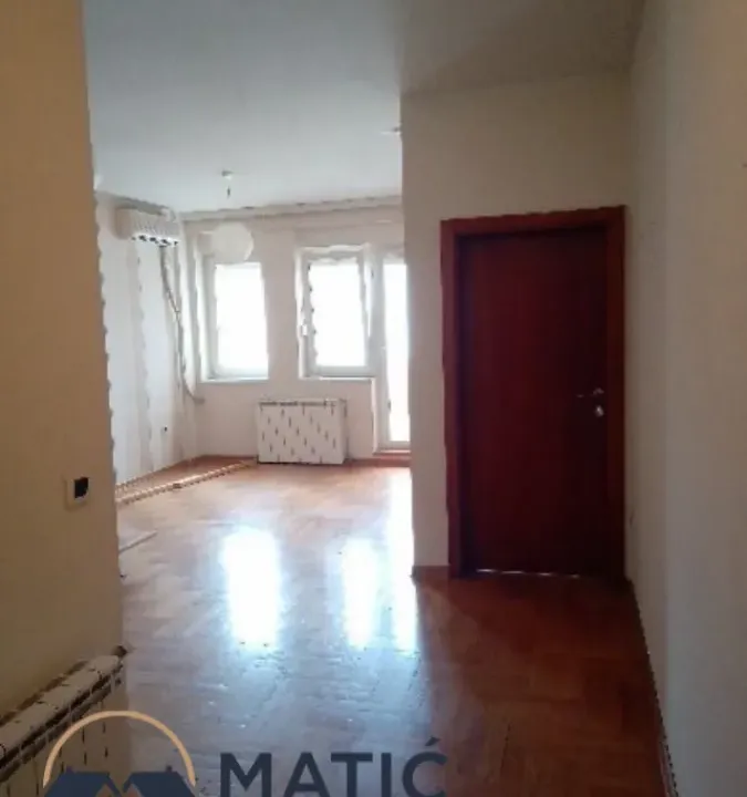 Sale, three bedroom apartment, 51m², Centar, Novi Sad