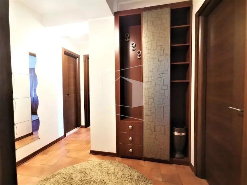 Izdavanje, dvosoban stan, 76m², Gorica C, Podgorica