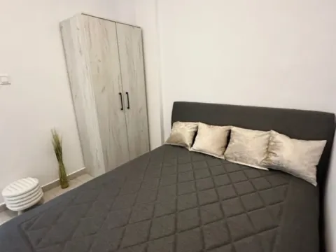 Izdavanje, dvosoban stan, 60m², Mainski Put, Budva - image 3