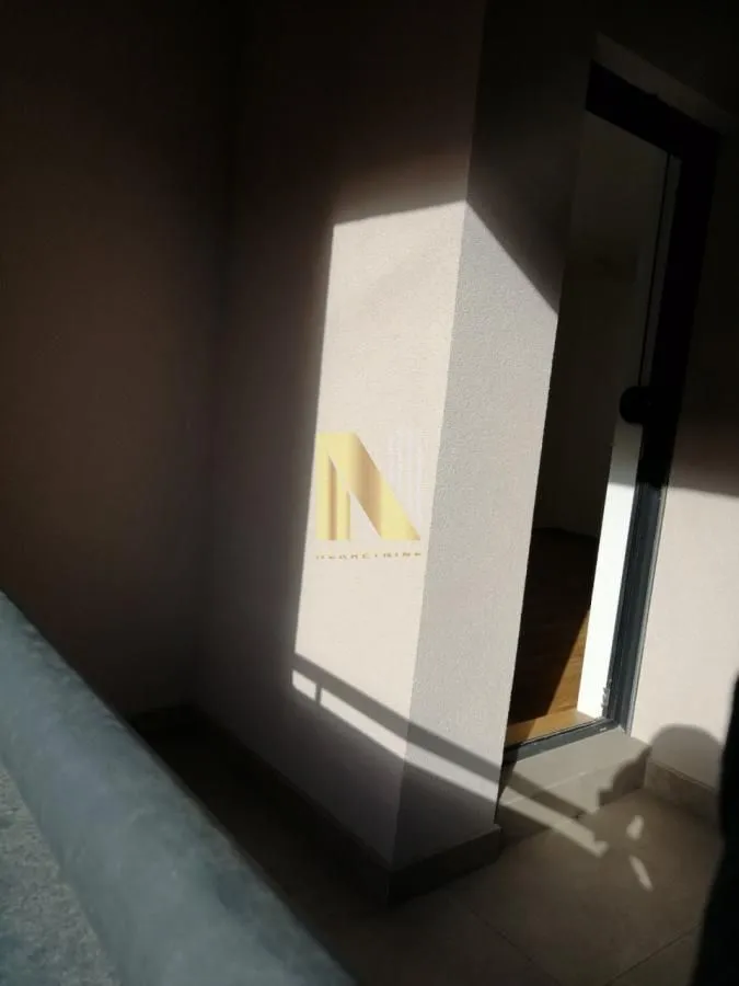 Izdavanje, dvosoban stan, 61m², Socijalno, Novi Sad Sve Podlokacije