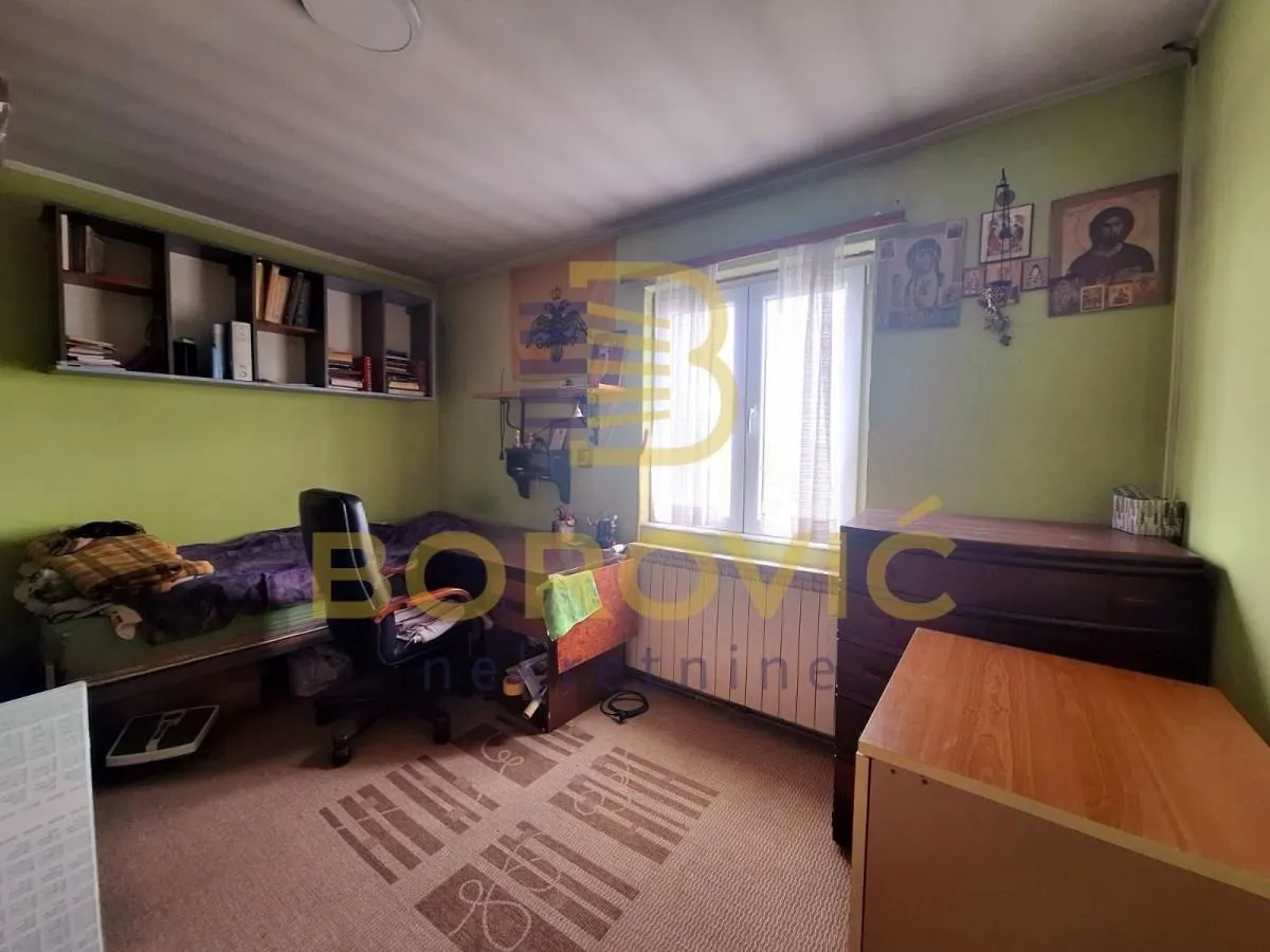 Sale, house, 259m², Voždovac Sve Podlokacije, Beograd