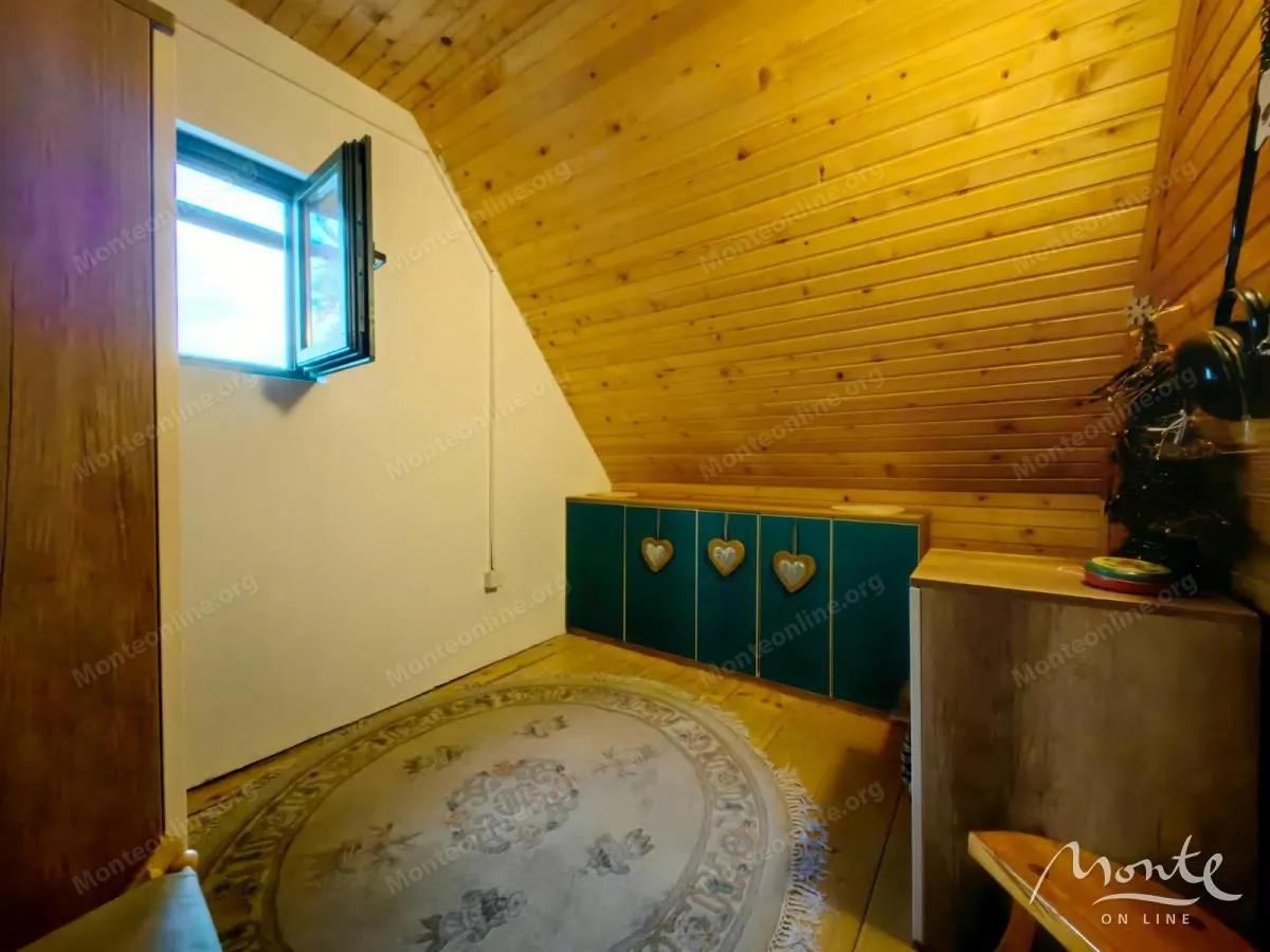 Prodaja, kuća, 100m², Motički gaj, Žabljak