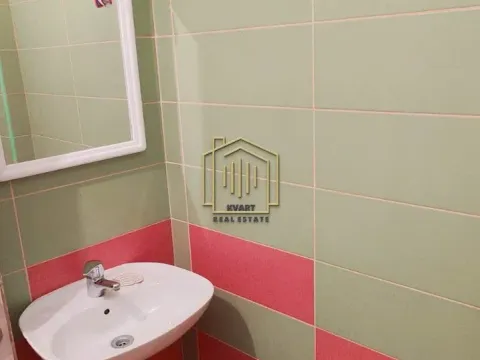 Izdavanje, dvosoban stan, 90m², Stari Aerodrom, Podgorica - image 10