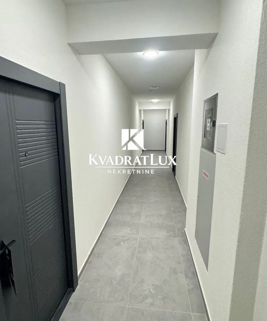 Sale, one bedroom apartment, 53m², Centar, Bar
