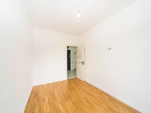 Sale, one bedroom apartment, 43m², Stari Aerodrom, Podgorica - image 7