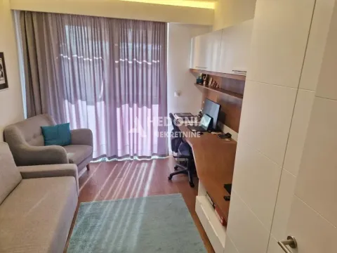 Sale, four bedroom apartment, 131m², Novi Beograd Blok 65, Novi Beograd Sve Podlokacije - image 13