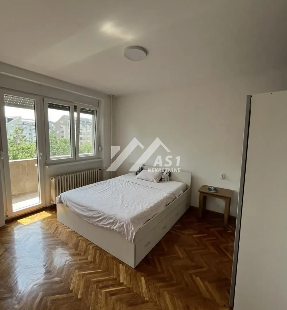 Izdavanje, dvosoban stan, 53m², Grbavica, Novi Sad Sve Podlokacije