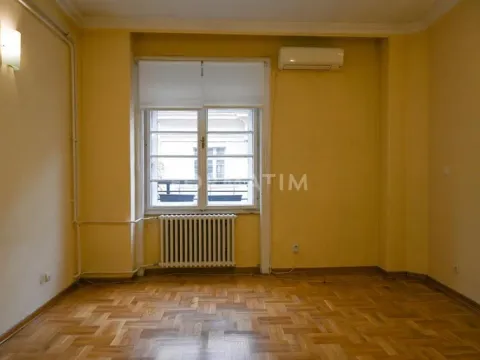 Izdavanje, trosoban stan, 105m², Stari Grad, Beograd - image 3