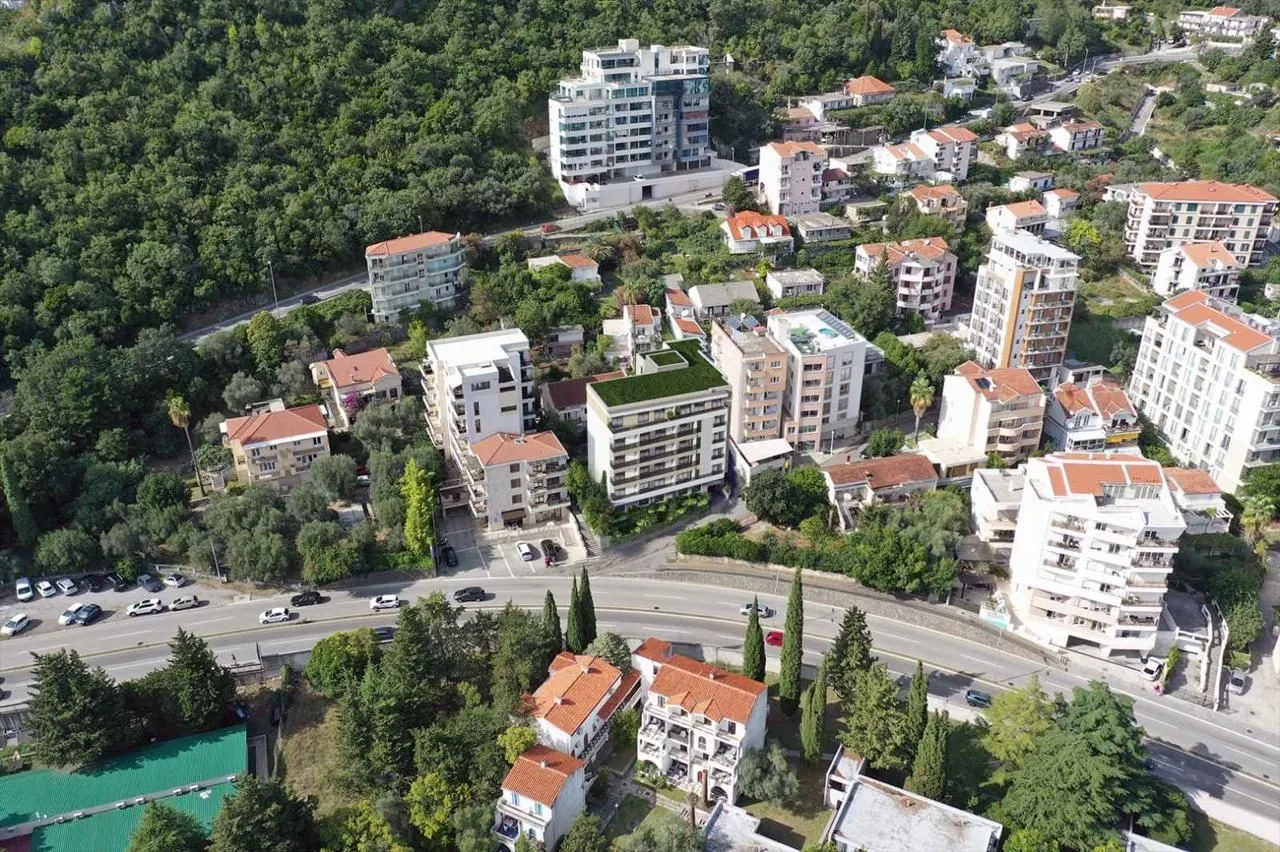 Sale, one bedroom apartment, 43m², Bečići, Budva