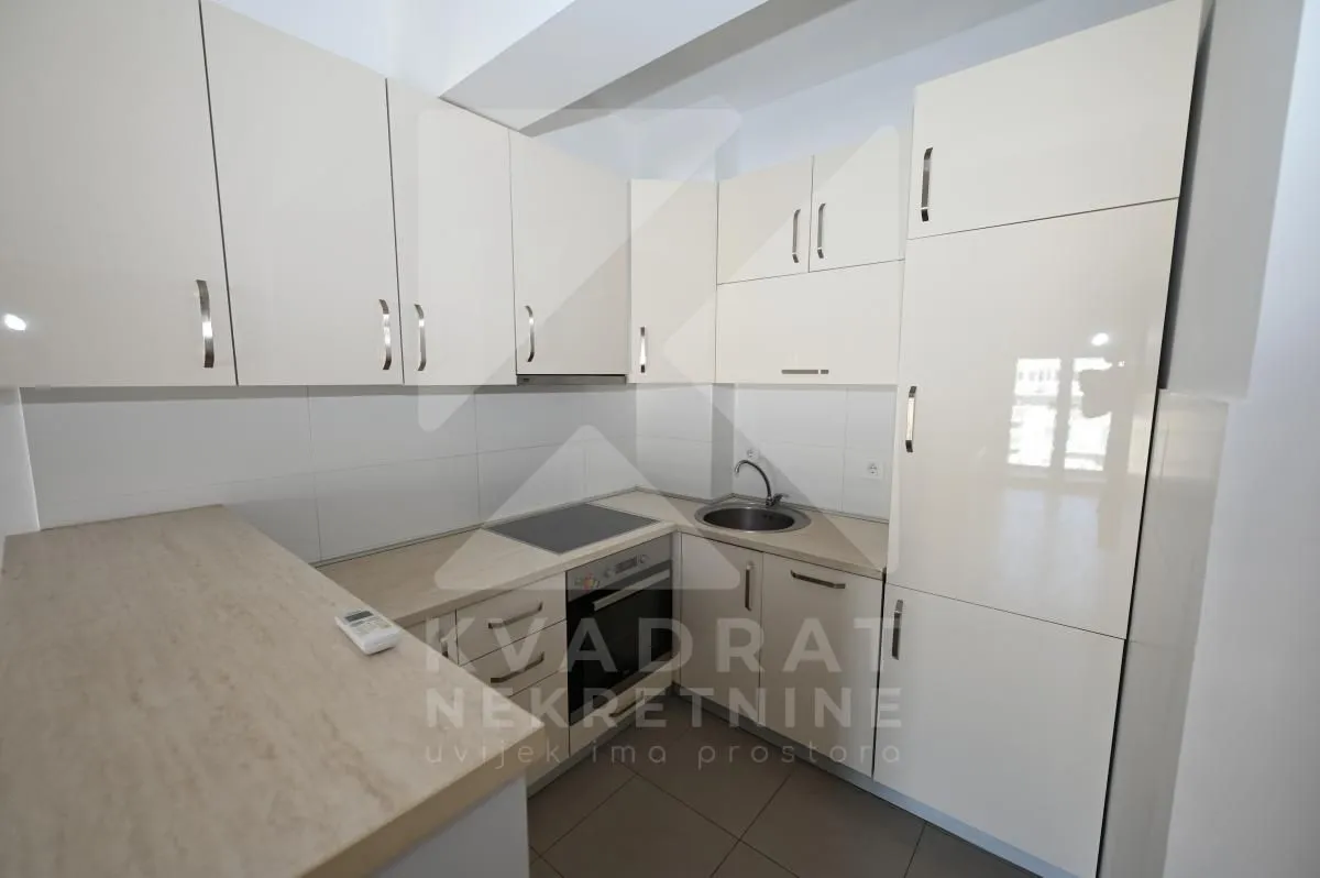 Rent, two bedroom apartment, 65m², Stari Aerodrom, Podgorica