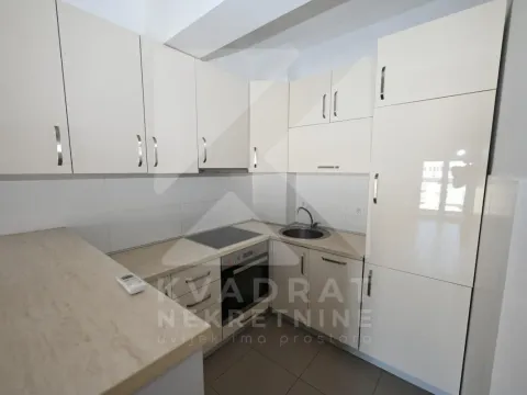 Rent, two bedroom apartment, 65m², Stari Aerodrom, Podgorica - image 4
